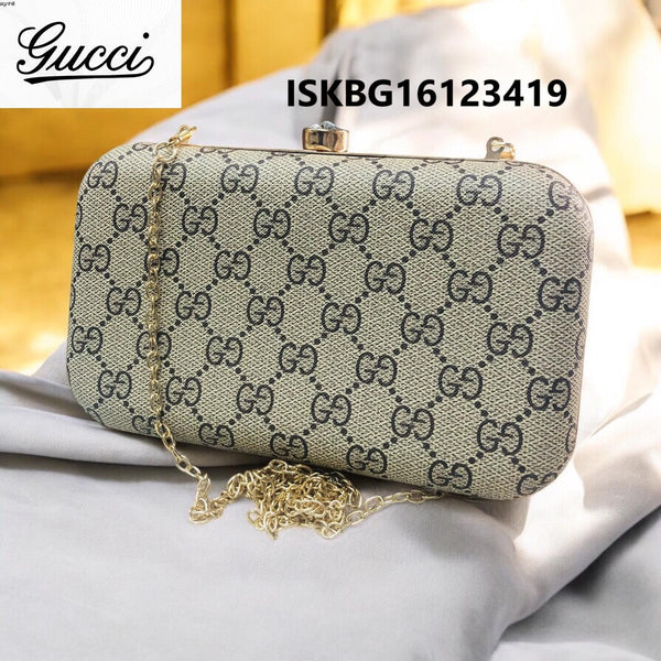 Clutch Branded Bag-ISKBG16123419