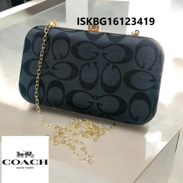 Clutch Branded Bag-ISKBG16123419