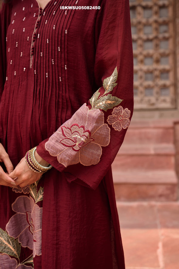 Embroidered Malmal Chanderi Kurti With Pant And Dupatta-ISKWSU05082450