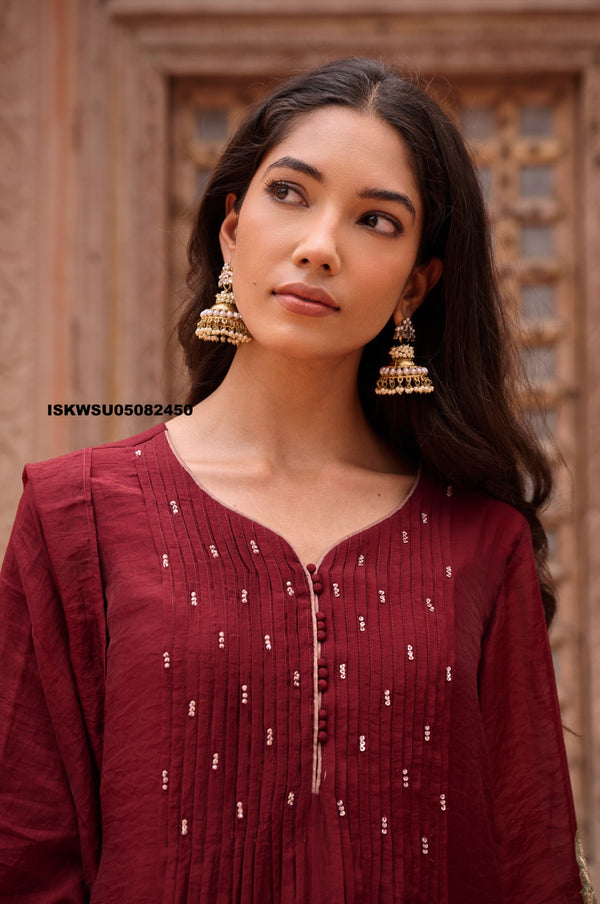 Embroidered Malmal Chanderi Kurti With Pant And Dupatta-ISKWSU05082450