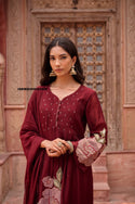 Embroidered Malmal Chanderi Kurti With Pant And Dupatta-ISKWSU05082450