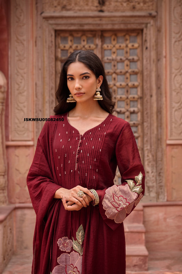 Embroidered Malmal Chanderi Kurti With Pant And Dupatta-ISKWSU05082450