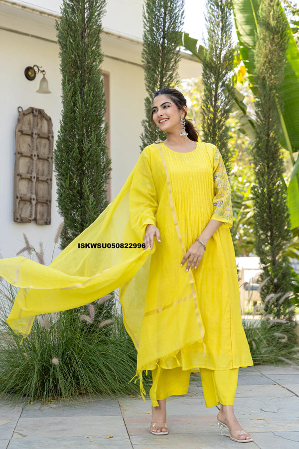 Embroidered Malmal Chanderi Kurti With Pant And Dupatta-ISKWSU050822996