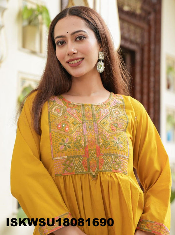 Embroidered Cotton Flared Kurti With Pant And Dyed Dupatta-ISKWSU18081690