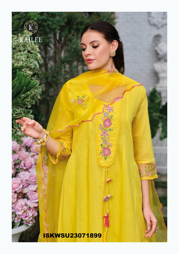 Embroidered Malmal Viscose Chanderi Kurti With Maslin Pant And Organza Dupatta-ISKWSU23071899